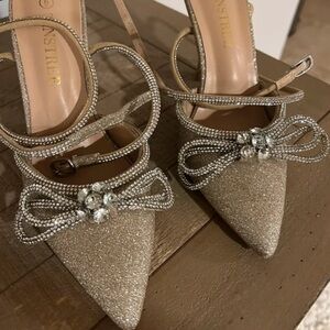 tentree Sparkling Silver Heels with Gem Bow